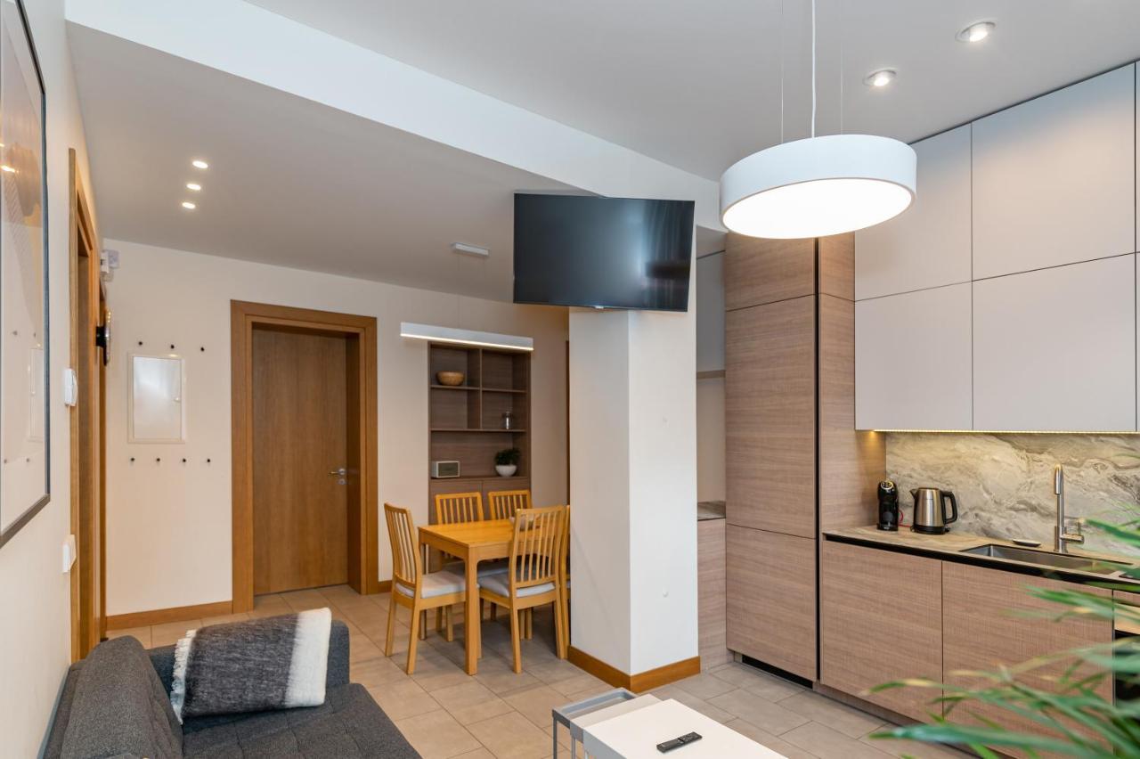 Downtown 4Bd Master Apartment By Hostlovers 考纳斯 外观 照片