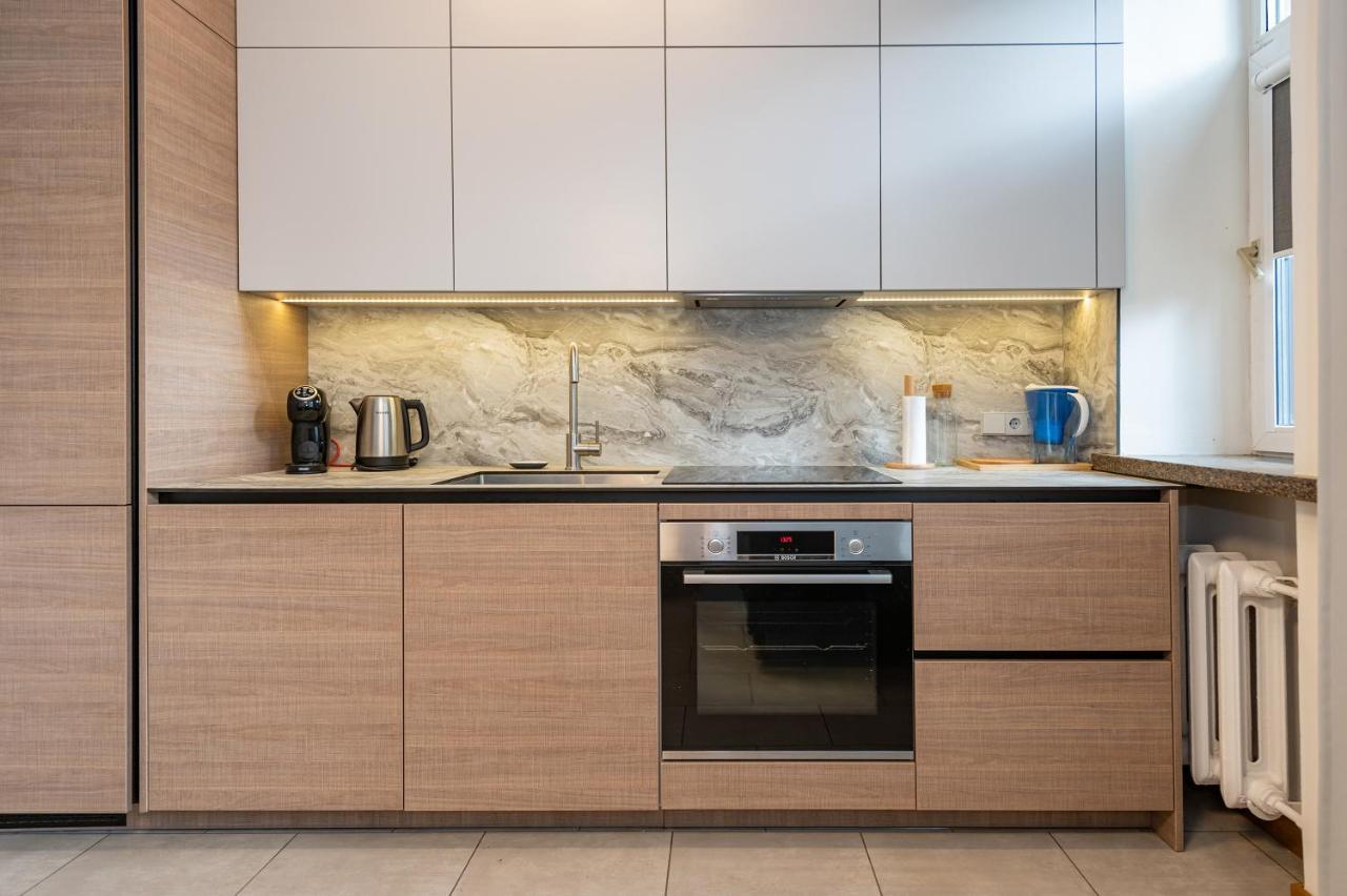 Downtown 4Bd Master Apartment By Hostlovers 考纳斯 外观 照片
